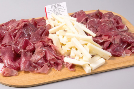 Cecina Cortada Muy Fina Con Pecorino Trufado