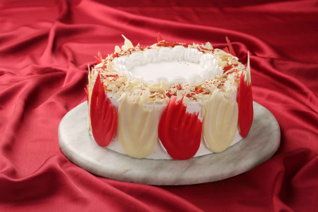 Red Velvet Cake 1/4 Kg Free