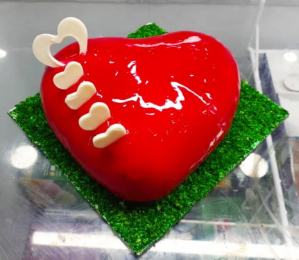 Strawberry 1/2 Kg Heart