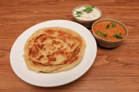 Paneer Butter Parotta Curd