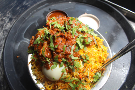 Special Andhra Spicy Chicken Dum Briyani