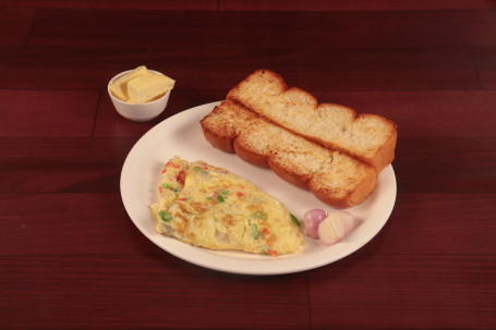 Paav Butter 4 Pcs Egg Omelette Salad