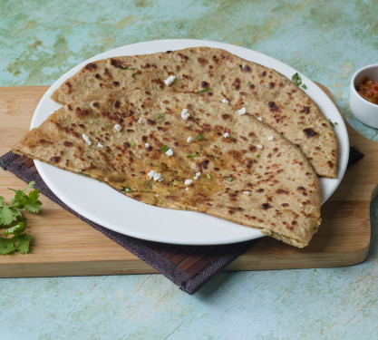 Paneer Paratha [Serves 1]