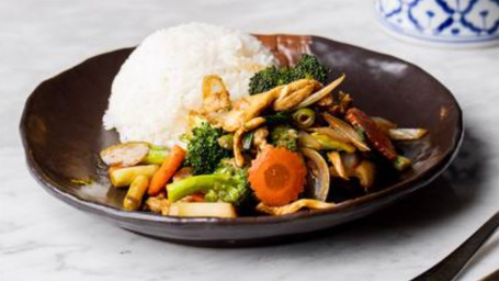 Tofu, Vegetable And Mushroom Sauce With Rice