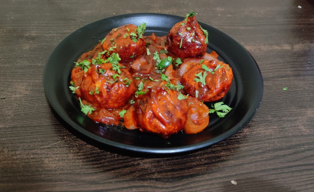 Sweet Chilly Veg Momos