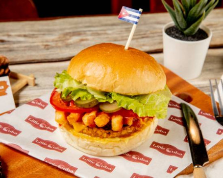 Tè Zhì Yān Xūn Yīng Zuǐ Dòu Xiān Shū Qǐ Sī Bǎo Dàn Nǎi Sù Smoky Chickpea Veggie Burger