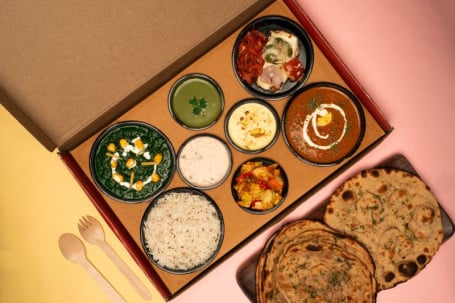 Dal Bukhara Paneer Lababdar Thali (2 Main Dishes)