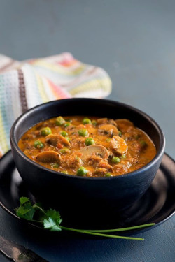 Mushroom Matar (Serves 1)