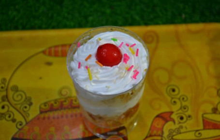 White Forest Pudding (1 Pc) (Eggless)