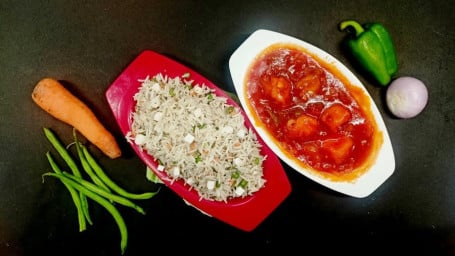 Fried Rice With Chilli Chicken Gravy (Get Free Ice Lemon Tea)