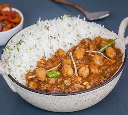 Amritsari Chola With Rice