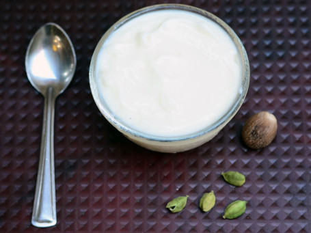 Elachi Nutmeg Shrikhand