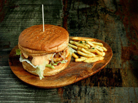 Crunchy Chicken Burger[ 1 Pcs] Served With Sauce And Dips)