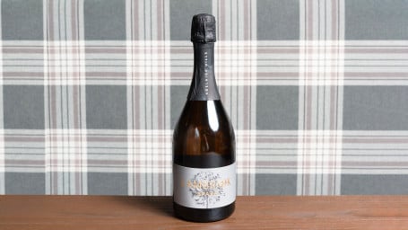 Lambrook Spark Pinot Brut