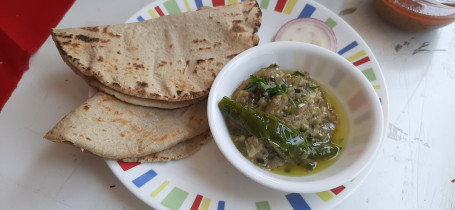 Jowar Bhakri (2 Nos) And Bharit