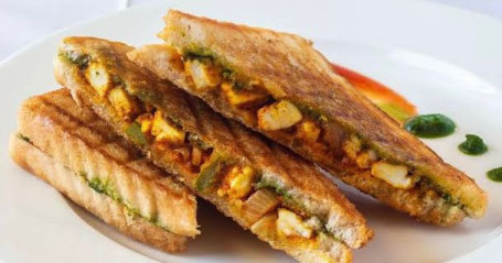 Tandoori Paneer Sadnwich