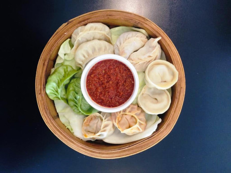 Assorted Nonveg Momos (10Pcs)