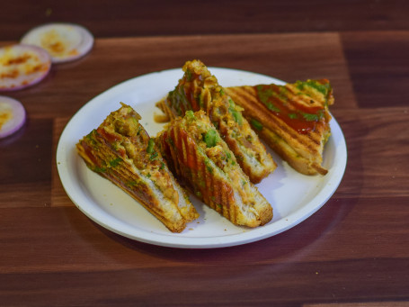 Italian Masala Grilled Sandwich (Serves 1)