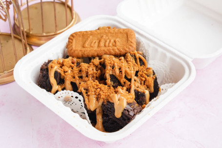 Eggless Lotus Biscoff Brownie Box