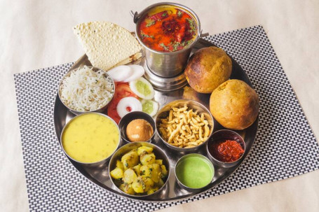 Mini Dal Bafle Thali For 10