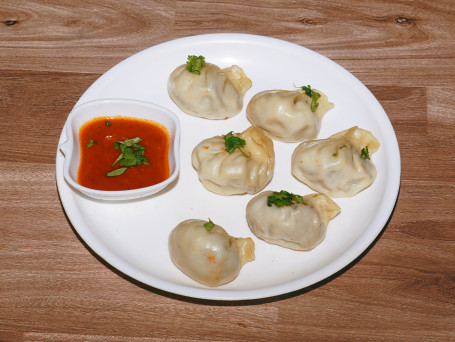 Chicken Whopper Steamed Momos