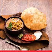 Chole Bhature With Cheese