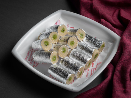 Kaju Pista Roll (5 Pcs)