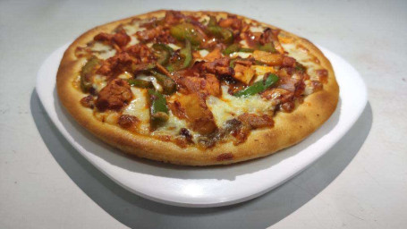 8 Medium Hot Chicken Pizza