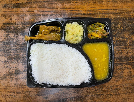 Mini Maihang Local Chicken Thali