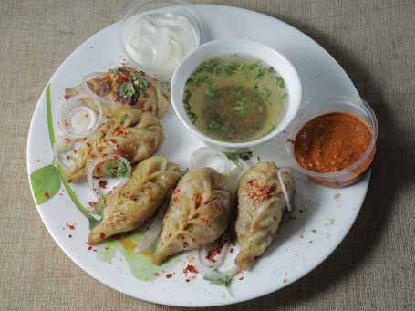 Smoked Chicken Momos