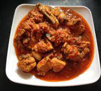 Chicken With Tomato Gravy