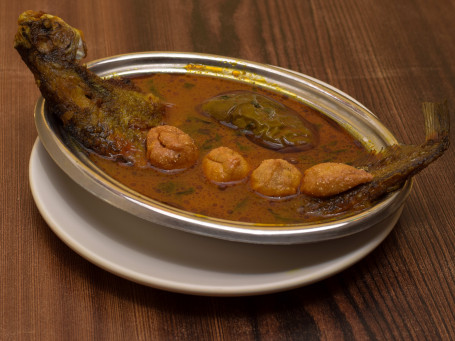 Pabda Jhol With Bori And Brinjal (1 Pc)