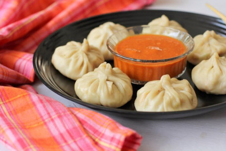 Himalayan Veg Cheese Momo (6 Pcs)