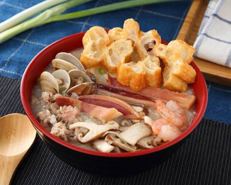 廣東海鮮粥 Cantonese Seafood Congee