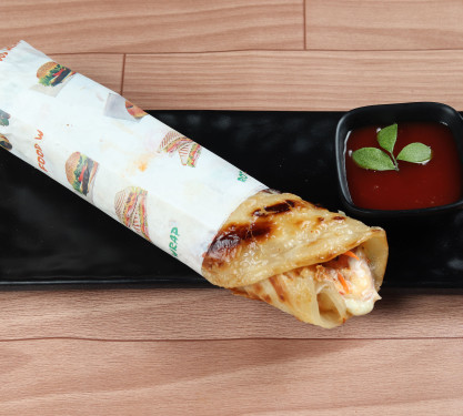 Zaika Special Chicken Cheesy Roll