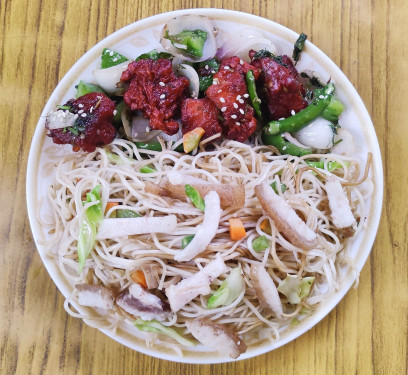 Pork Noodles With Chicken Dry Fry
