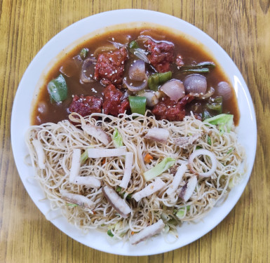 Pork Noodles With Chilli Chicken