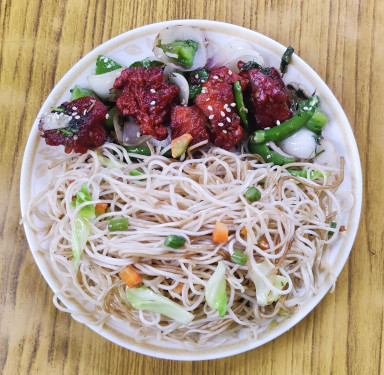 Veg Noodles With Chicken Dry Fry