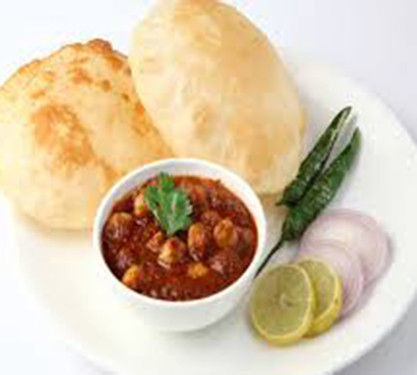 Chola Paratha Chicken Curry