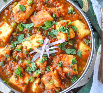 Mater Paneer [8 Pieces]