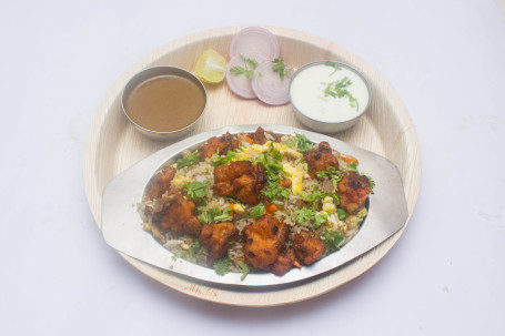 Chicken Fried Rice [Served With Curry And Curd.