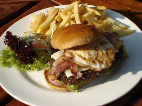 The Vista Club Chicken Burger