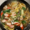 Fideos de arroz con sopa de marisco