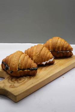 Confectioners Croissants