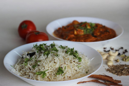 Jeera Rice With Paneer Makhni