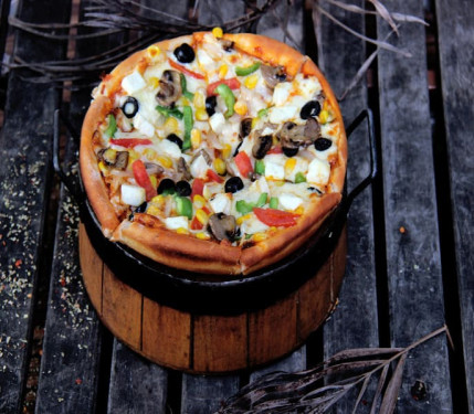Farmhouse Feast Pizza Pan [9 Inches]