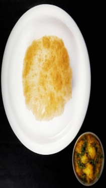 Poori (2Pcs) With Aloo Curry