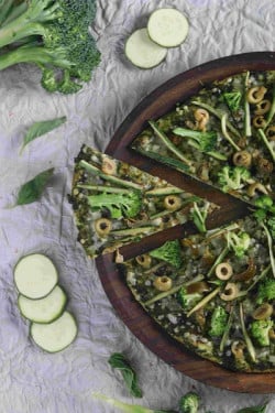 Spanish Greeny Pizza