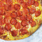 Pizza De Festín De Pepperoni Mediana
