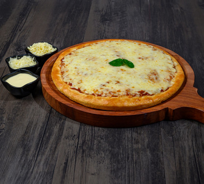 Yummy Cheese Margherita Pizza